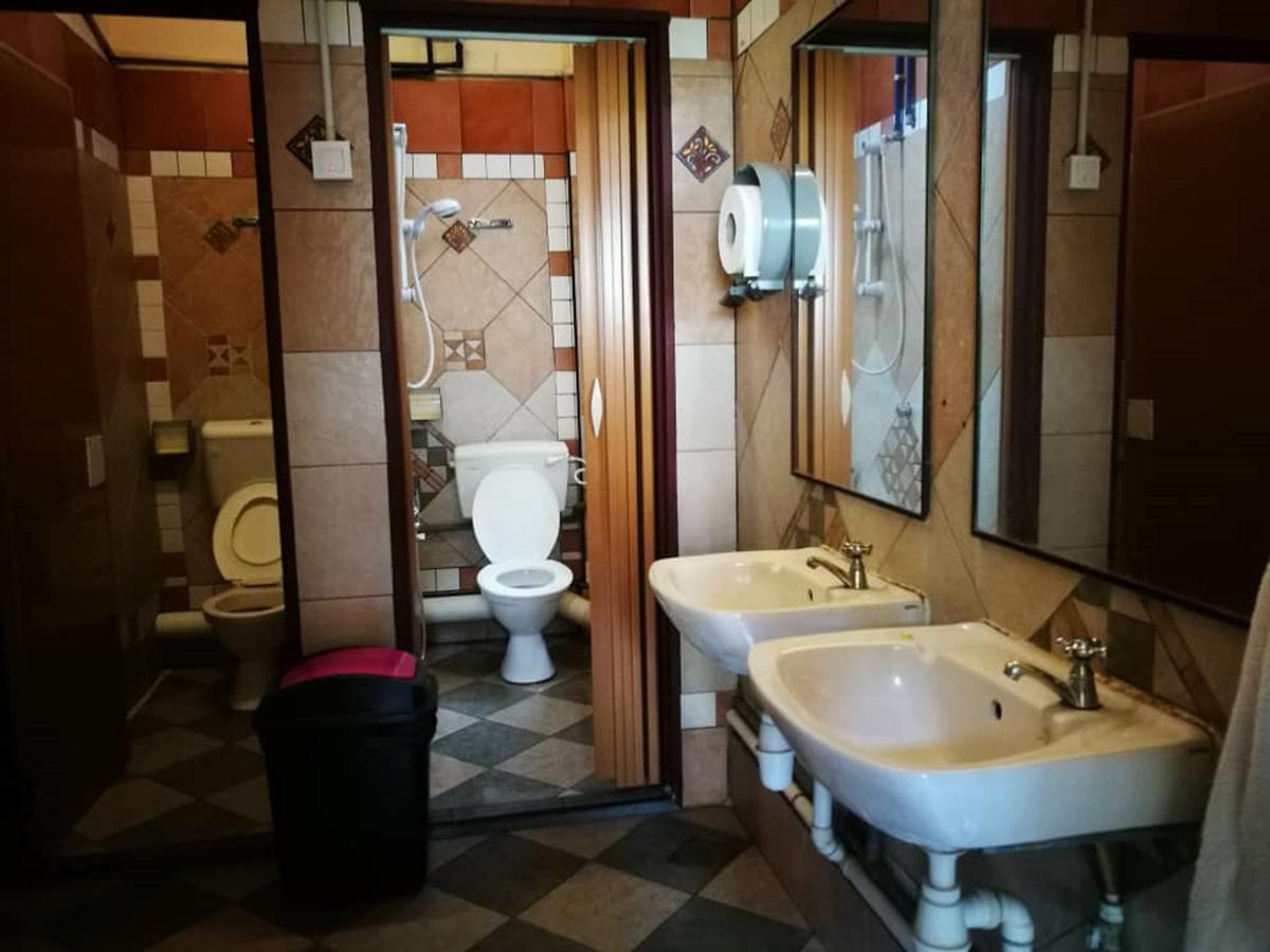 Grocer'S Inn Backpackers Guesthouse كوالالمبور المظهر الخارجي الصورة